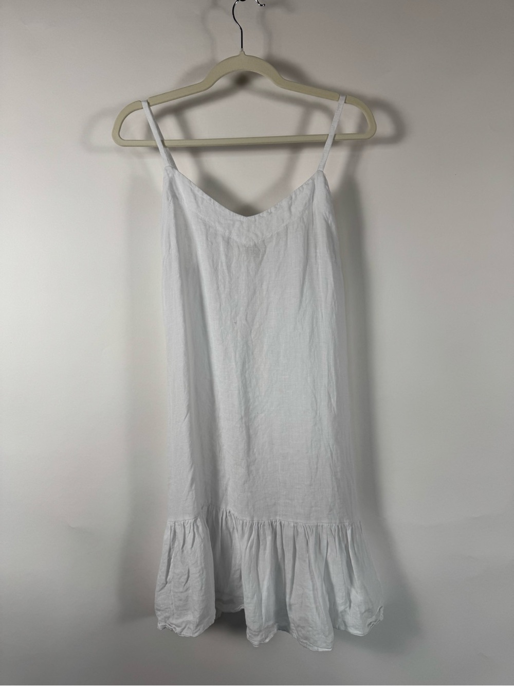 Bellambra Linen White Spaghetti Strap Ruffle Hem Mini Dress Swim Coverup MEDIUM‎